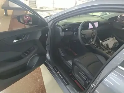 Roewe i5