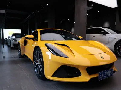Lotus Emira