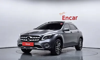 Mercedes-Benz GLA-Class
