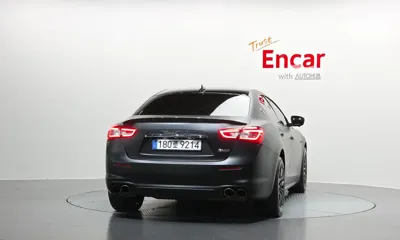 Maserati Ghibli