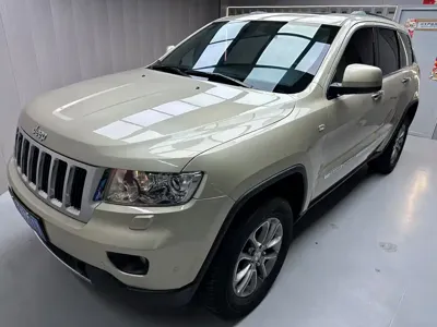 Jeep Grand Cherokee (Import)