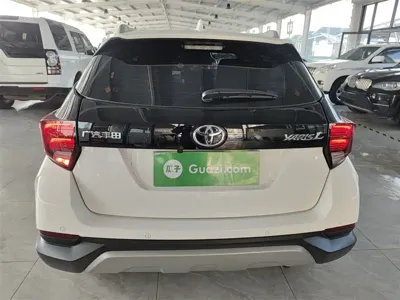 Toyota Yaris L