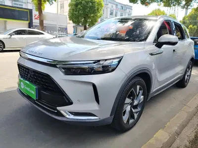BAIC X7