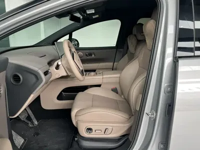 Li Auto 理想i6
