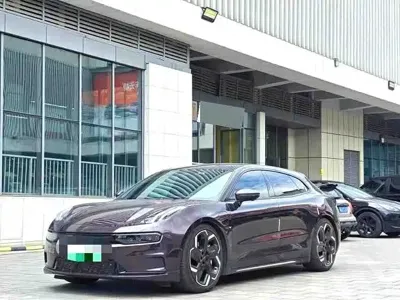 Zeekr 001