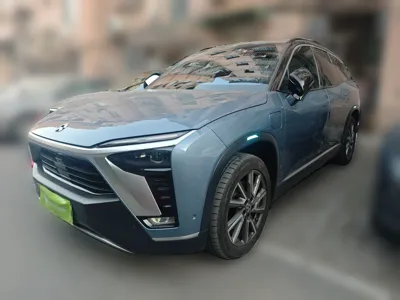 Nio ES8