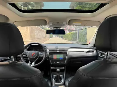 Roewe i5