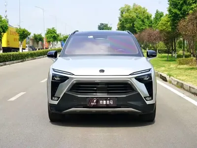 Nio ES8