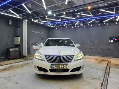 Hyundai Equus