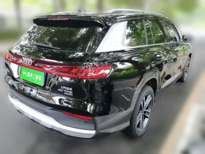 Audi Q6