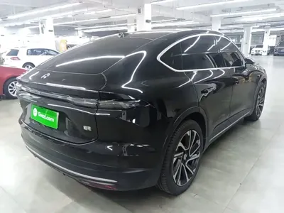 Nio EC6