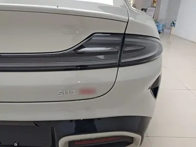 Xiaomi SU7