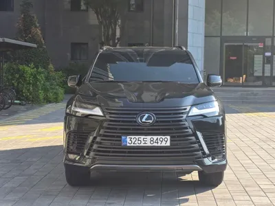 Lexus LX