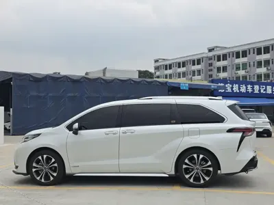 Toyota Granvia