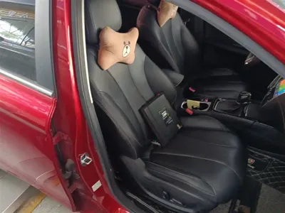 Roewe i5