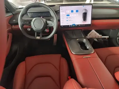 Xiaomi SU7