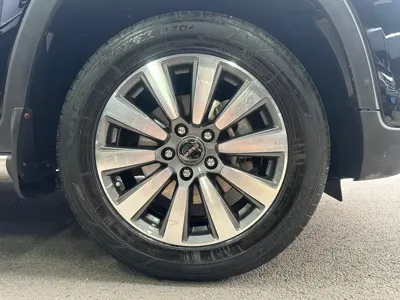 Roewe RX8