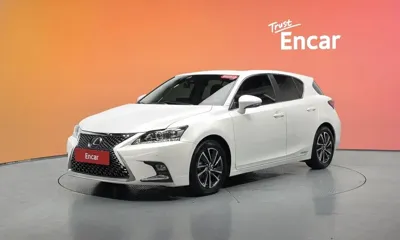Lexus CT200h