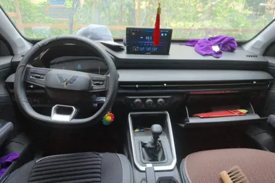 Wuling Alvez