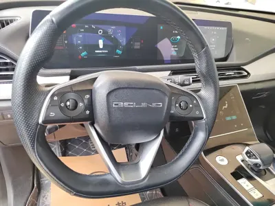BAIC X7