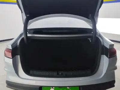 BYD Qin L