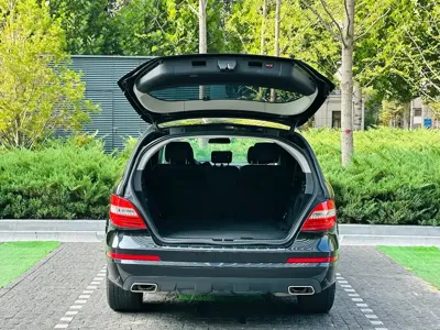 Mercedes-Benz R-Class