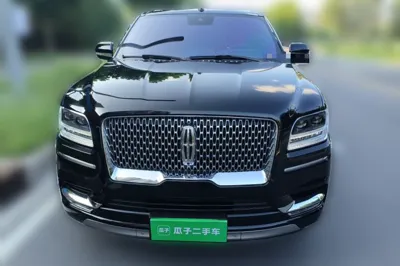 Lincoln Navigator