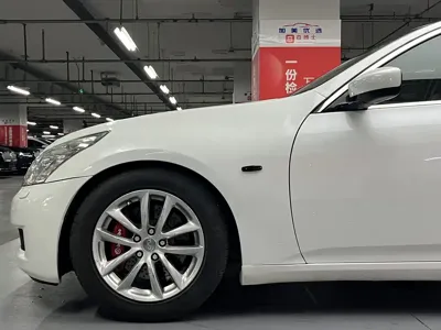 Infiniti G