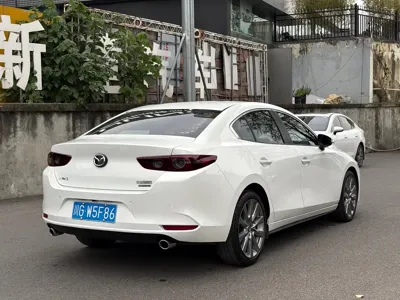 Mazda 3 Axela