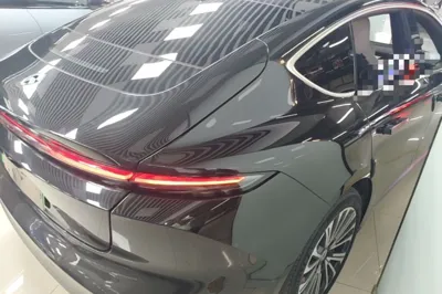 Nio ET5