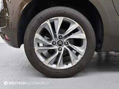 Citroen-DS DS4
