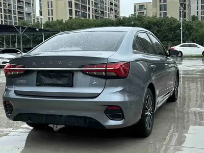 Roewe i5