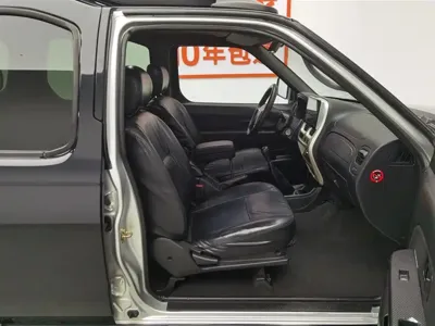 Nissan Paladin