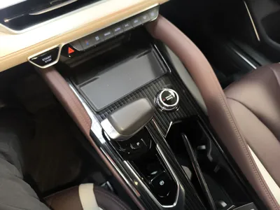 Geely Monjaro L
