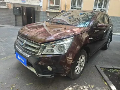 Venucia T70