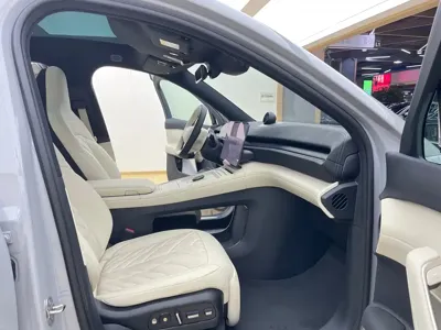 Nio EC6