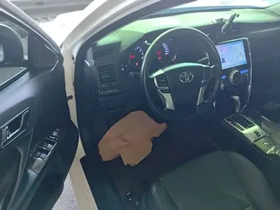 Toyota Reiz