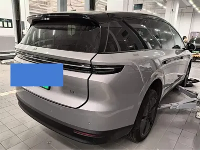 Li Auto 理想i8
