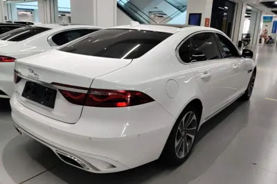 Jaguar XFL