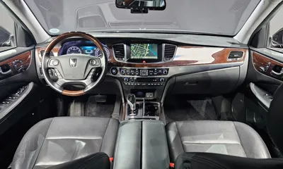 Hyundai Equus