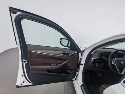 BMW 5 Series New Energy