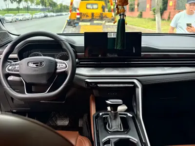 Geely Vision X6