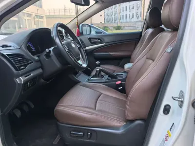 BYD S7