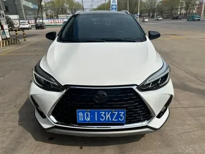Toyota Yaris L