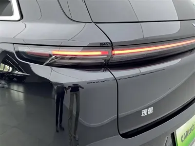 Li Auto Li L8