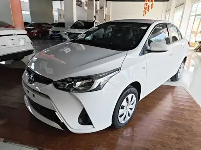 Toyota Yaris L
