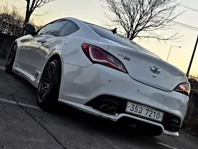 Hyundai Genesis