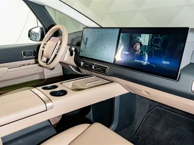 Li Auto Li MEGA