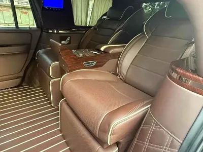 Lincoln Navigator