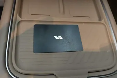 Li Auto Li Auto i6